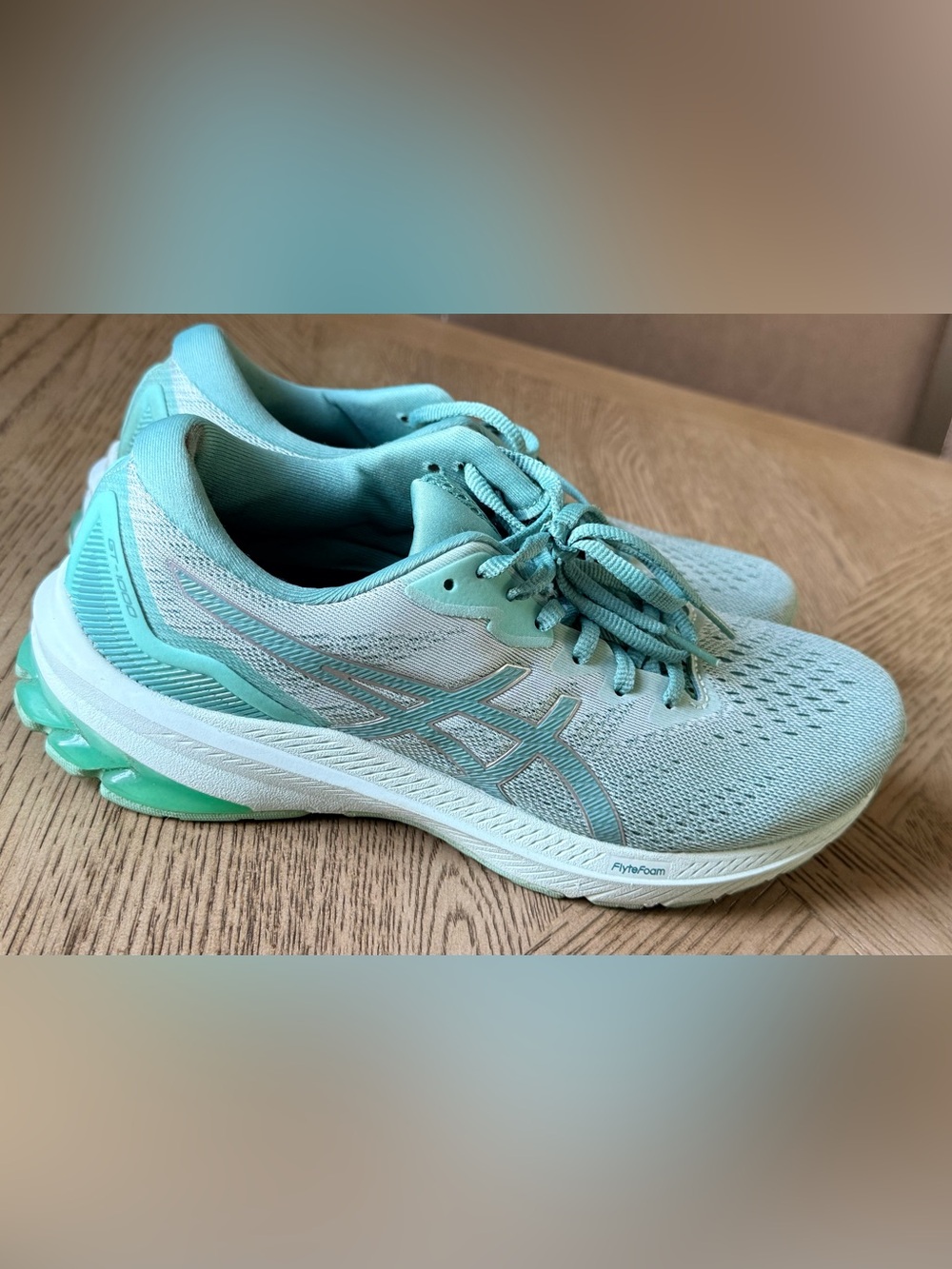 ASICS Women's Aqua/Teal Running Shoes - Lightweight Support 9.5 - Picture 2 of 5